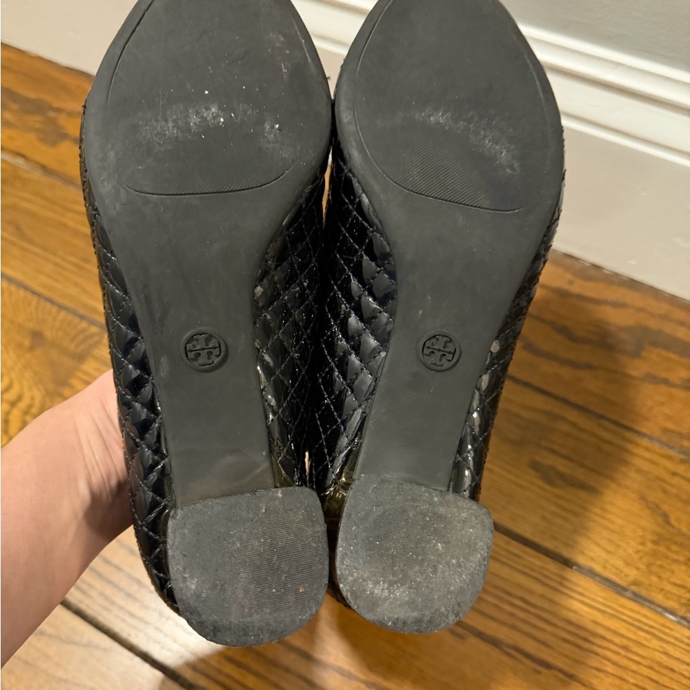 Tory Burch Black Quilted Women's Flats, Sz 9 - Picture 6 of 6